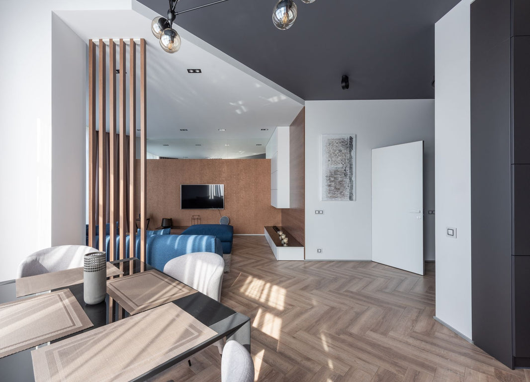 Herringbone vs Straight Plank Flooring: Which Will Suit Your Home?
